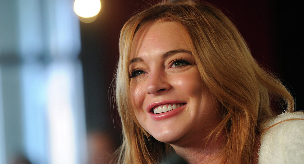 هل تصوم ليندسي لوهان شهر رمضان