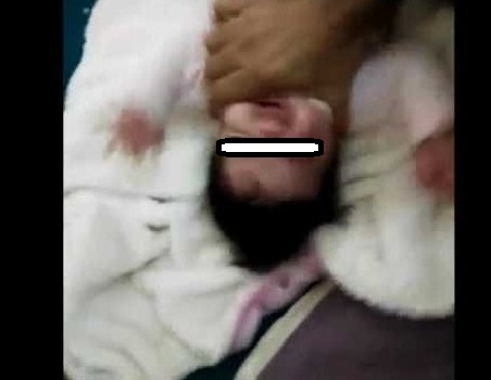 ام تقتل طفلتها حرقا بالماء الساخن