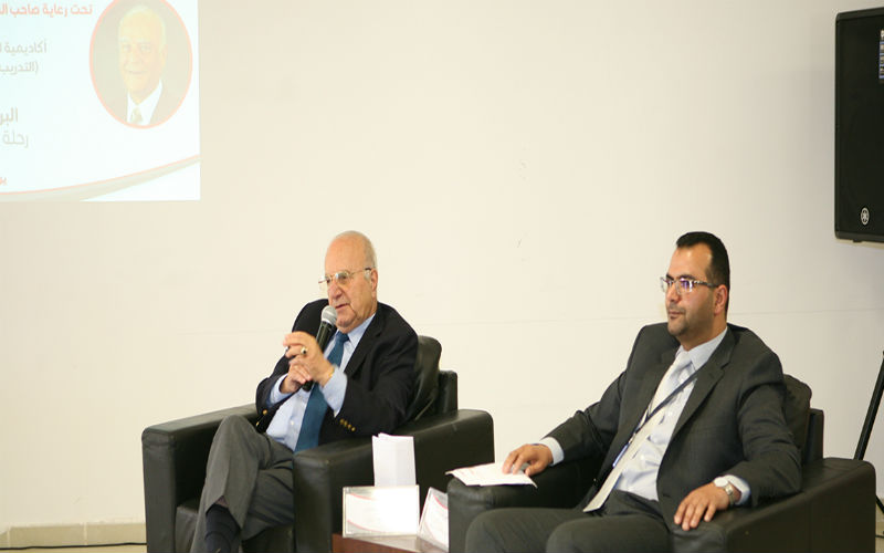 مندوبا عن الأمير الحسن، بدران يرعى