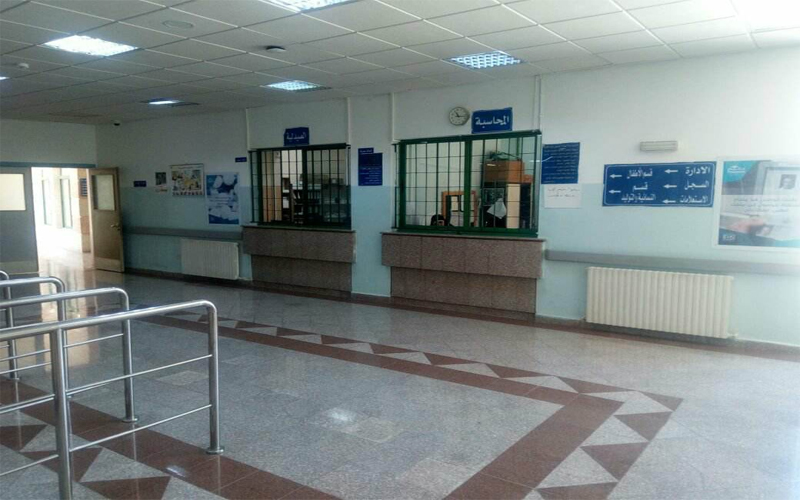 الأهالي ينجحون إضراب مستشفى الأميرة سلمى