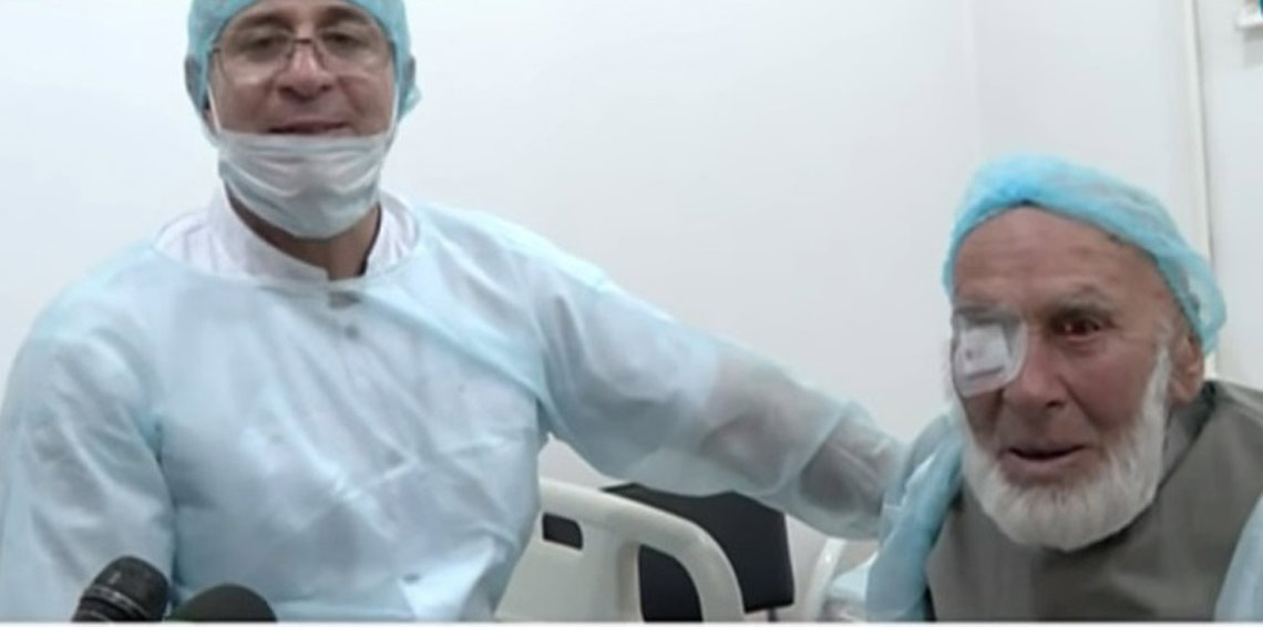 رجل في الـ121 من العمر يستعيد