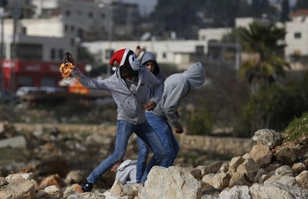 فلسطين المحتلة: إصابات واعتقالات في يوم