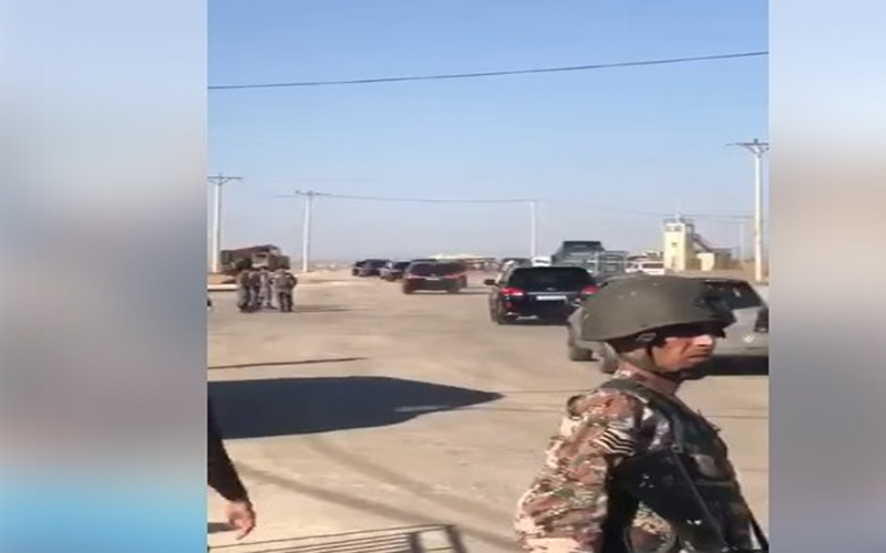 بالفيديو .. موكب الرئيس الرزاز يثير