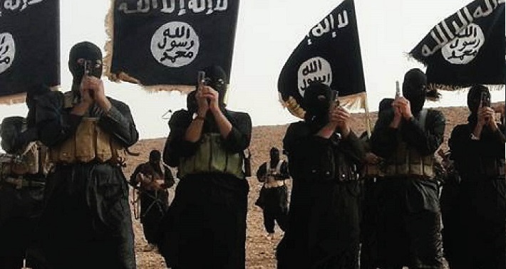 مسؤول ليبي: مسلحو داعش يهربون إلى