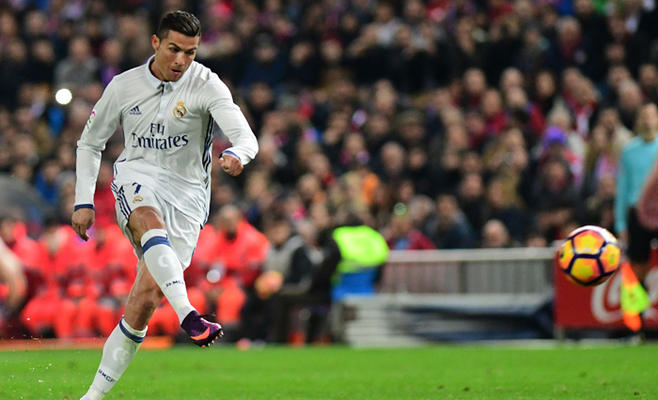 7 أرقام حققها رونالدو بعد ثلاثيته