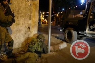 الاحتلال يعتقل 17 مواطنا ويضبط اسلحة