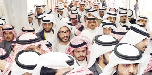 انتخابات الكويت.. فرز مرشحين شباب وتشتت