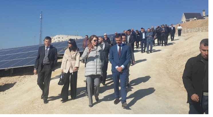 الملكة نور الحسين تفتتح محطة توليد