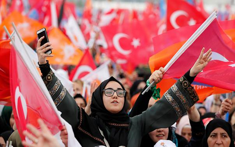 الشبول يشارك بالاشراف على انتخابات تركيا
