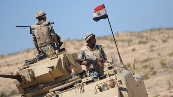 الجيش المصري يعلن مقتل 16 (تكفيريا)