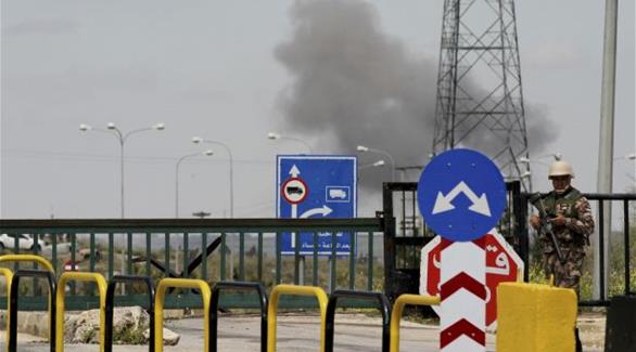 مسلحون يحتجزون 6 شاحنات أردنية بالمنطقة