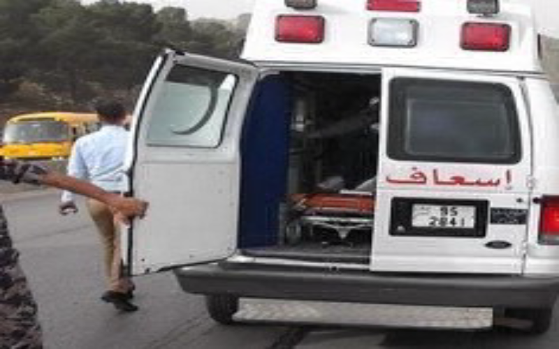 وفاة و6 اصابات بتصادم مركبتين في