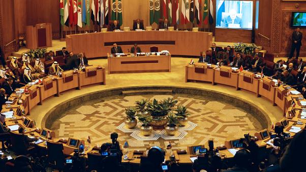 وزراء الخارجية العرب يقبلون السلام مع