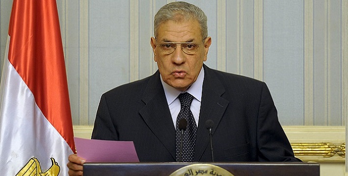رئيس الوزراء المصري يصل عمان