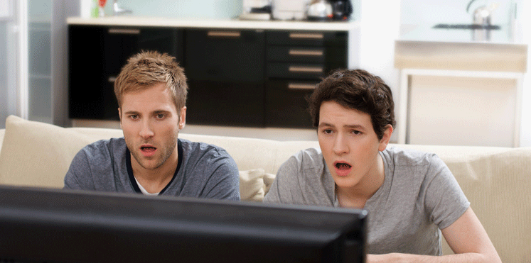 قناة CNN الأمريكية تعرض فيلما إباحيا