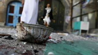 25 قتيلا بتفجير مسجد في صنعاء