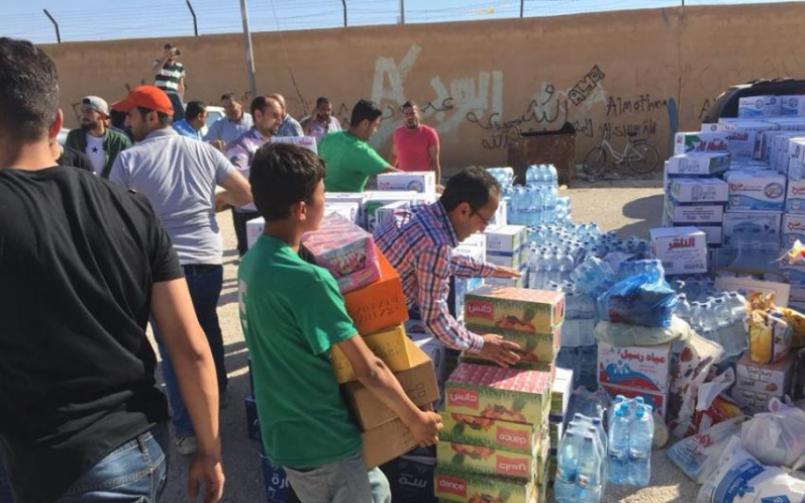 اهالي الرمثا والمفرق يجمعون التبرعات لنازحي