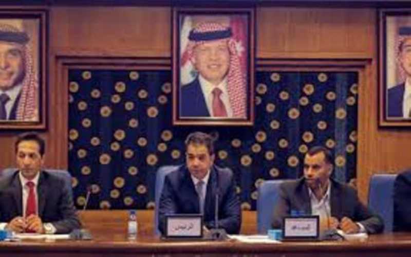 اجتماع مشترك بين مجلس محافظة العاصمة