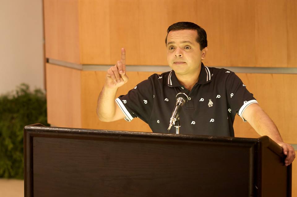 محمد هينيدي يسخر من حفل الأوسكار