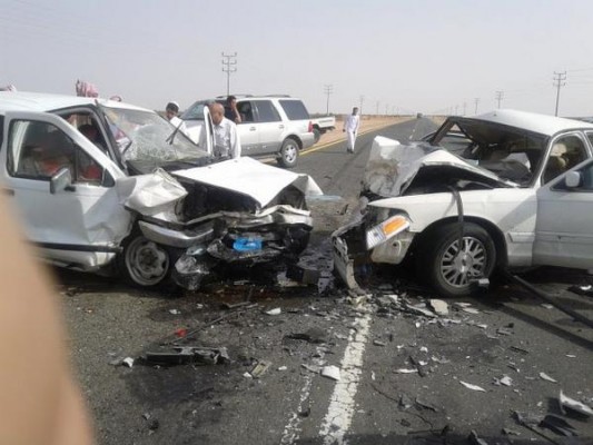 اصابة اسرة من 7 افراد بحادث
