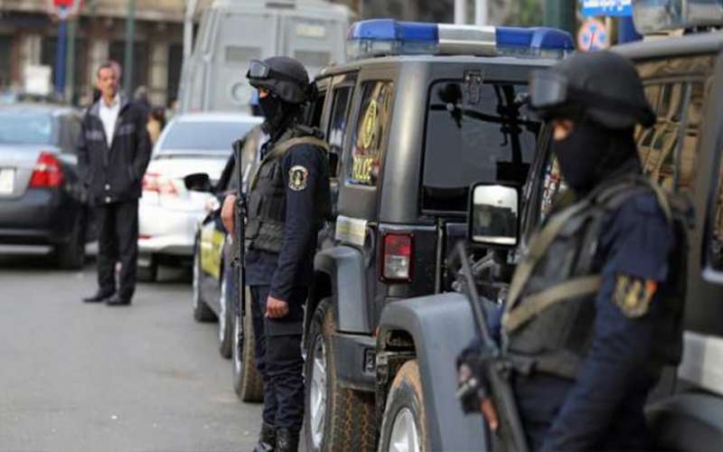 مصر .. القبض على أفراد عصابة