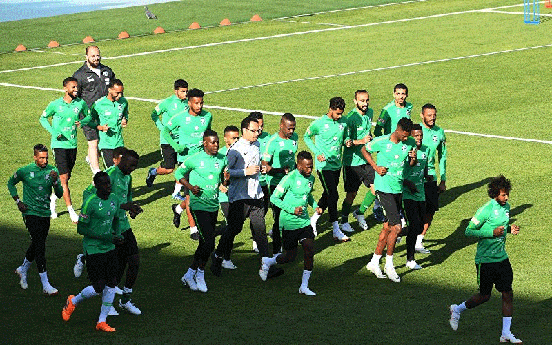 المنتخب السعودي ينجو من كارثة مميتة