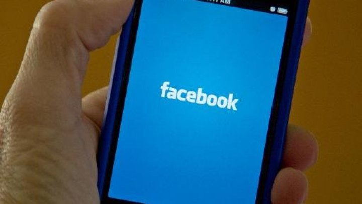 (فيس بوك) تضيف اتصالات فيديو إلى