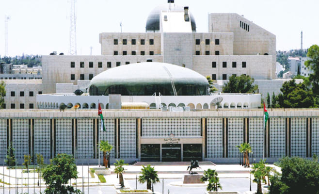 (تربية الاعيان) تدعو للوقوف إلى جانب