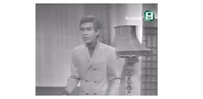 بالفيديو.. مقطع نادر للفنان (محمد عبده)