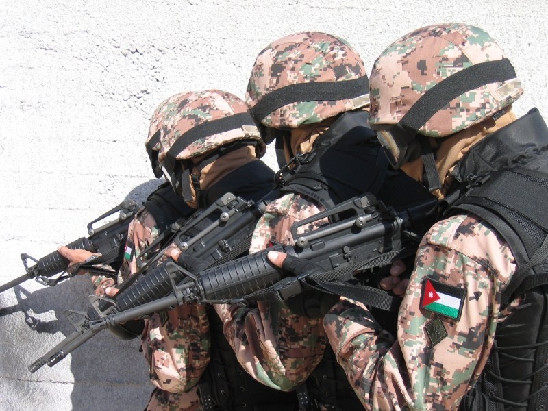 العميد الحسنات: نظام جديد سيعدل رواتب