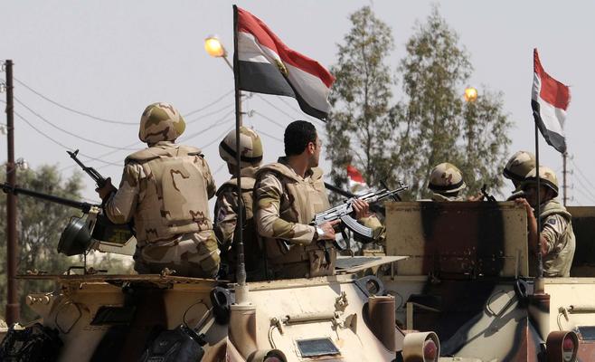 مصر: مقتل جنديين بهجوم على حاجز