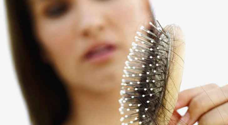 لعلاج تساقط الشعر في الشتاء.. تناول