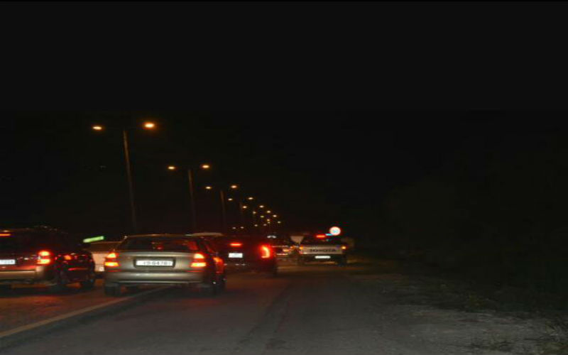 أصيب 3 أشخاص بجروح ورضوض مختلفة،