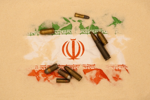 صحيفة إماراتية: أذرع «الإرهاب الإيراني» تعبث