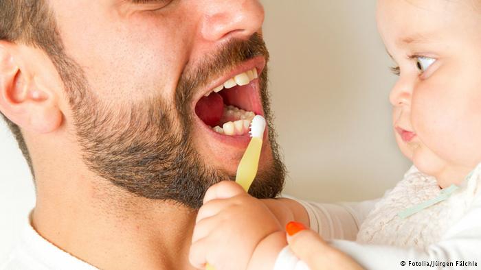 أشهر 8 معلومات خاطئة عن تنظيف