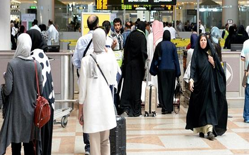 أردنیة تھدد بالانتحار بمطار الكویت