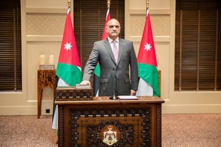الخصاونة يستقبل المبعوث الخاص للرئيس الكازاخستاني