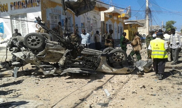 انفجار سيارة مفخخة في فندق وسط