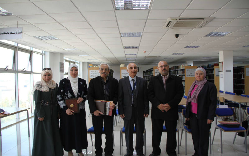 تكريم كبار المتبرعين في جامعة العلوم