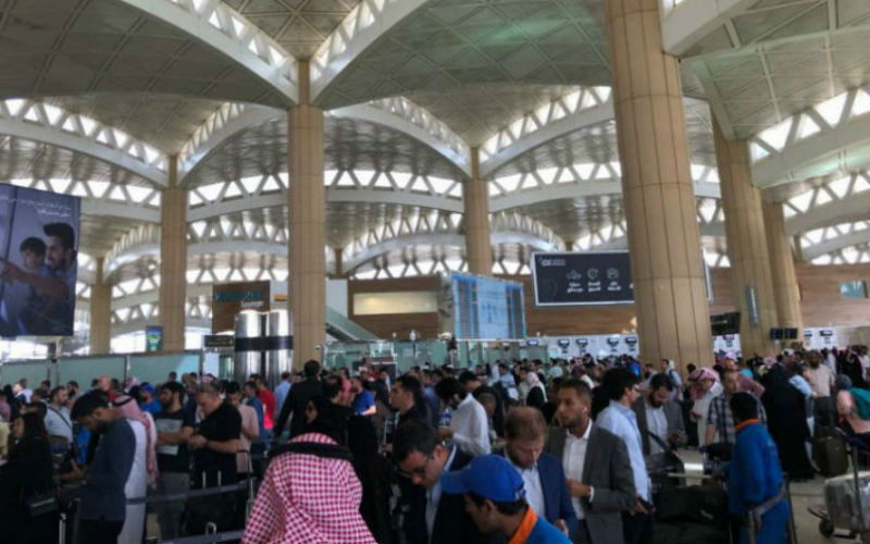 تعطل أنظمة مطار الملك خالد الدولي