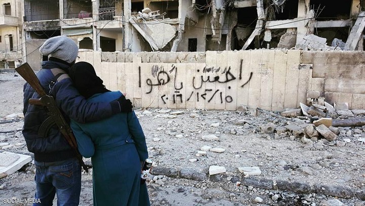 أبناء حلب المنكوبة يبدأون رحلة اللجوء