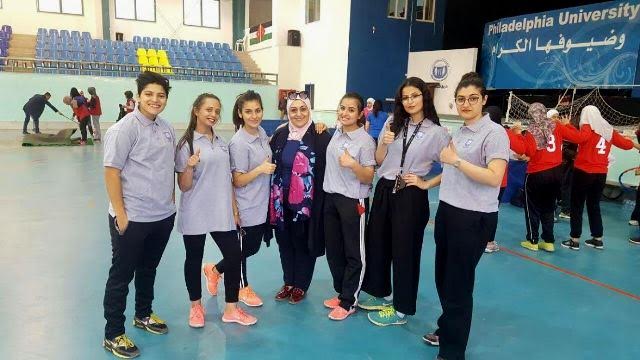 طالبات جامعة عمان الأهلية يشاركن بمهرجان