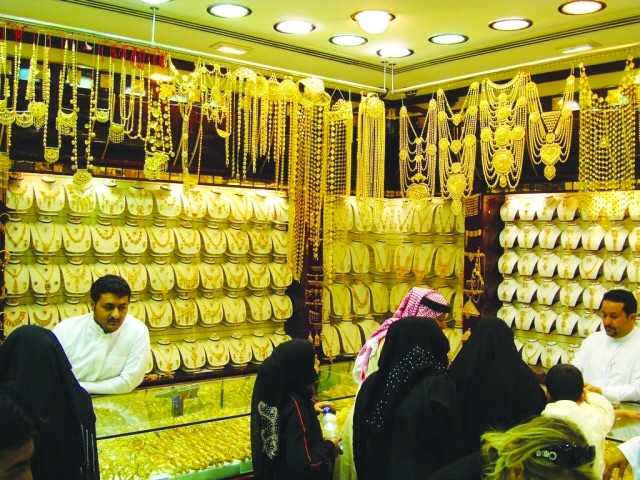 310 مليارات درهم قيمة تجارة الامارات