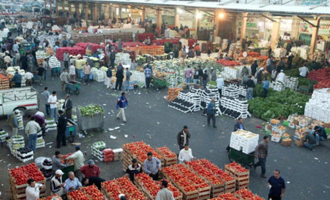 مصدرو الخضار يتوقفون عن التسويق اليوم