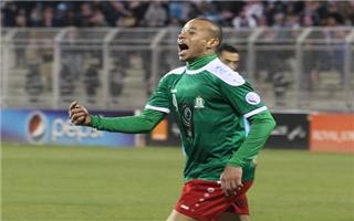 الأردني زعترة يبدأ مشواره بهاتريك مع