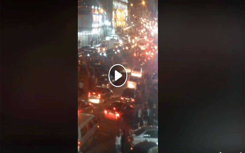 الأمن يوقف شخصين أوقفا سيارتيهما في