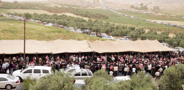 إربد: عطوة أمنية في جريمة الطيبة