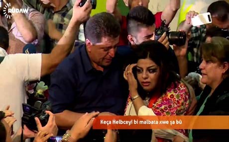 بالصور.. مريم تلتقي اهلها بعد 27