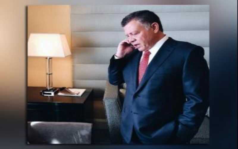 الملك يتلقى اتصالا هاتفيا من ملك