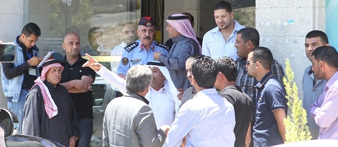 نواب يهرعون الى وزارة الزراعة لتهدئة